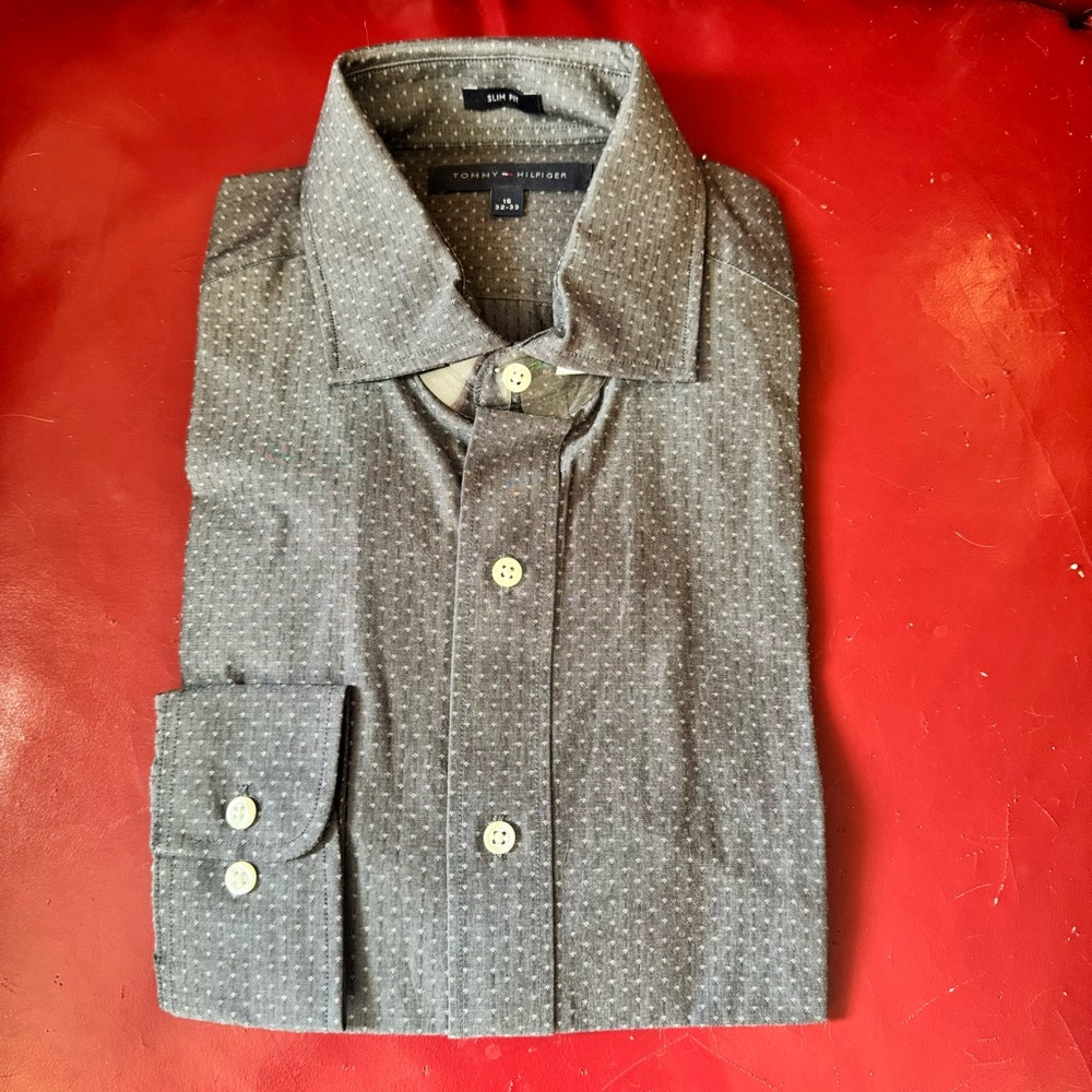 NWT! Tommy Hilfiger gray dress shirt, 15/32-33